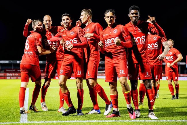 教期间的队 教期间的队