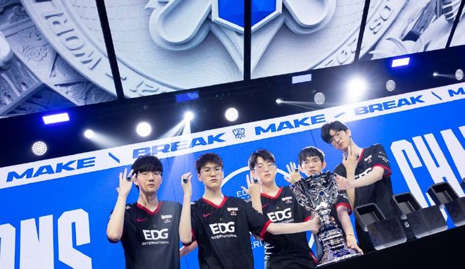 他的名字已 他的名字已