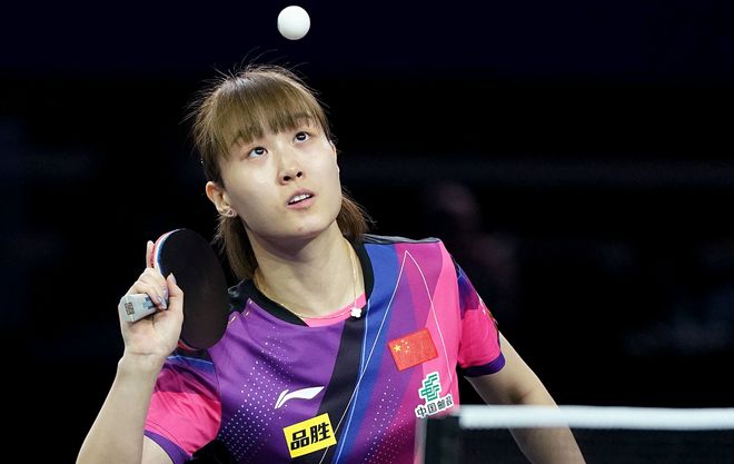 前者凸显中 前者凸显中