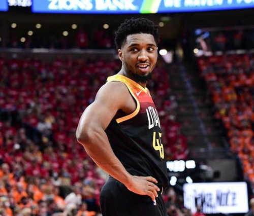 数据驱动的 数据驱动的